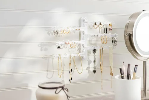 Vista 7 de All Hung Up Organizador de joyas de pared de 6 niveles y 6 pulgadas, tiras Command incluidas para colgar fácilmente, organizador de aretes de 120