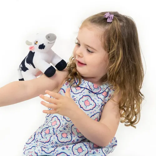 Vista 7 de LA GRANJA DE Zenon Vaca Lola 5 pulgadas Peluche suave y abrazable El Reino Infantil