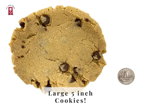 Vista 3 de Galletas de mantequilla de maní con chispas de chocolate. 3 galletas caseras grandes de 5 pulgadas