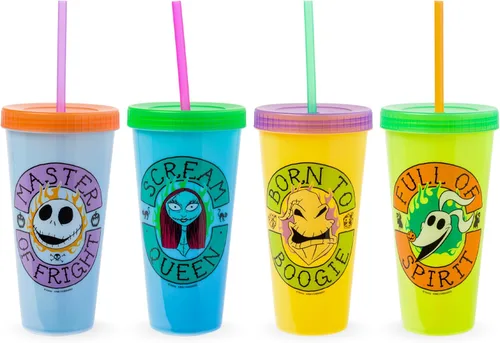 Vista 17 de Silver Buffalo Care Bears Corazones y Estrellas Juego de 4 Vasos de Plástico Cambian de Color con Popotes de Espiral Arcoíris con Tenderheart
