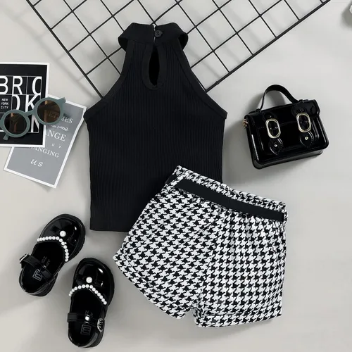 Vista 12 de TheFound Trajes de verano para niñas pequeñas, sin mangas, de punto acanalado, halter, pantalones cortos, ropa para recién nacidos, conjunto de 3