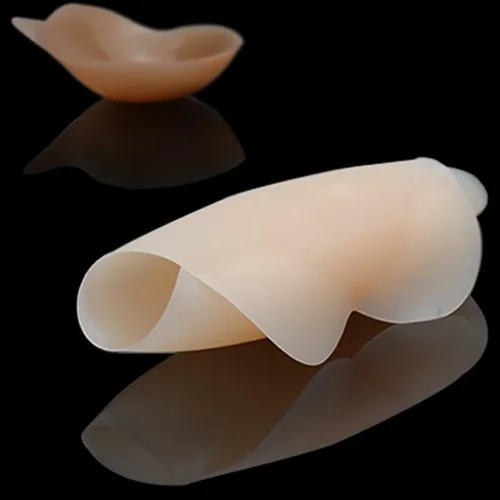 Vista 3 de Pasties - Brasier adhesivo para pezones, sin espalda y levantamiento de senos, para mujer, reutilizable, con calcetines invisibles, Beige