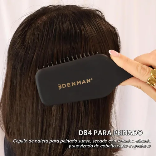Vista 4 de Denman Mini cepillo de pelo con cojín de paleta para secar con soplado, desenredar y viajar sobre la marcha, estilo cómodo, alisado y alisado
