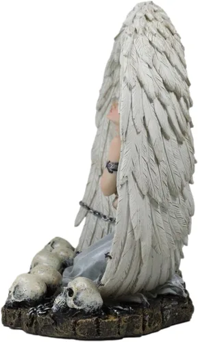 Vista 2 de Ebros Gift Espíritus cautivos con los ojos vendados Ángel de pureza atado en cadenas por Graveyard of Skulls Figurine Fantasy Gothic Spirit Ocultit