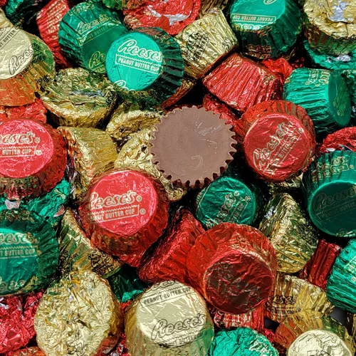 Vista 3 de Holiday - Tazas en miniatura de mantequilla de maní – Tazas de chocolate con leche a granel de mantequilla de maní para dulces de Navidad
