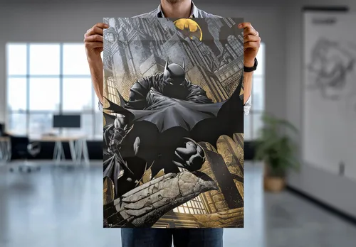Vista 7 de Batman - Póster de DC Comics (El caballero oscuro agachado en gárgola) (tamaño: 24 x 36 pulgadas) (póster laminado)