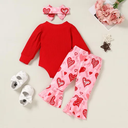 Vista 3 de YOUNGER TREE Conjunto de 3 piezas de ropa de San Valentín para bebé, recién nacida, mi primer día de San Valentín, mameluco con patrón de amor