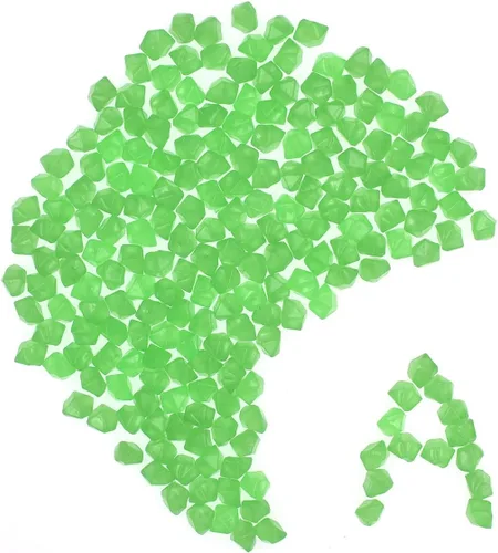 Vista 6 de QTTLLI 200 piedras brillantes de tamaño mini con forma de diamante que brillan en la oscuridad, piedras decorativas para jardín, maceta, pecera