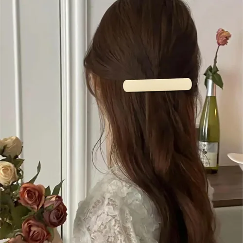 Vista 2 de ATODEN Pinzas para el cabello, 4 pasadores franceses mate neutros para cabello fino y fino, horquillas para el cabello y accesorios para mujeres