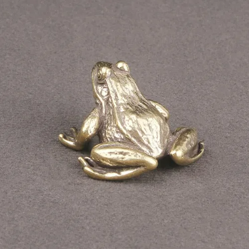 Vista 4 de HOMSFOU Figuras de animales de latón, figuras de Feng Shui, rana de Vinatge, figuras de Feng Shui, decoración de mesa de rana, decoración de rana