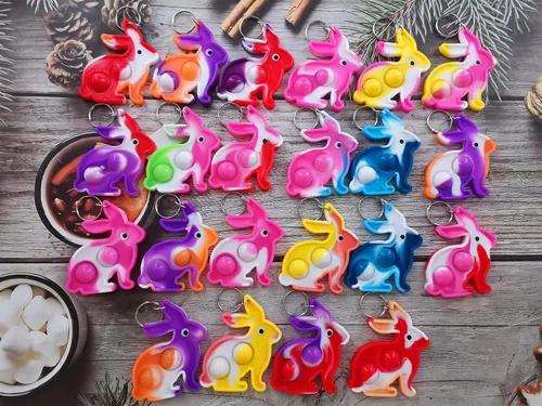 Vista 2 de 20 paquetes de conejo de Pascua y huevos de aula, regalos para estudiantes a granel, conejito arco iris, burbujas, regalos de profesor, conejo, mini