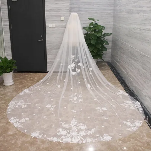 Vista 2 de Velos de boda catedral para novias, 2 niveles, encaje floral blanco con peine