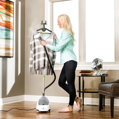 Vista 3 de Steamfast SF-520 Aspiradora a vapor para telas, con manguera térmica y ganchos para prendas