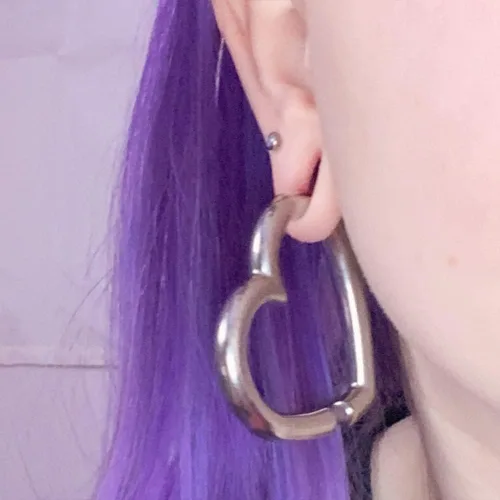 Vista 2 de LADEMAYH 2 piezas pesas para orejas estiradas, joyería corporal, ajuste mínimo de calibre 6g a 1 pulgada con estilo de corazón, aro, pájaro de acero