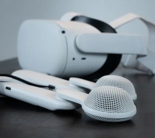 Vista 3 de Logitech Chorus VR - Auriculares todoterreno para Meta Quest 2, diseñados para juegos y entrenamiento de realidad virtual, ligeros, audio inmersivo