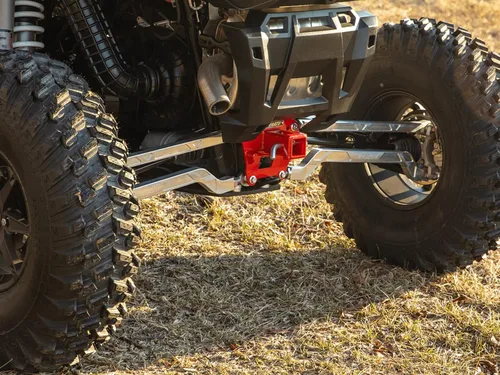 Vista 5 de Enganche del receptor trasero de 5 cm SuperATV para Polaris RZR XP 1000 / XP 4 1000 - 18 mm de enchufes Rojo Incluye pasador de aleta y pasador