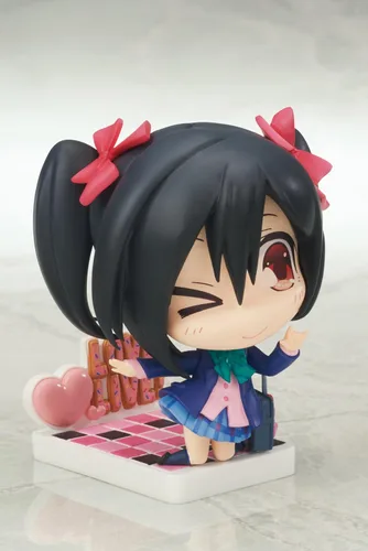 Vista 9 de Broccoli Love Live: Figura de Niko Yazawa con soporte para teléfono inteligente