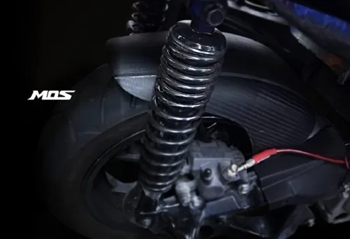 Vista 2 de Guardabarros trasero de plástico de polipropileno MOS compatible con Yamaha XMAX 300 2017-2024