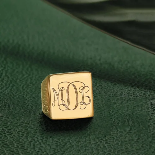 Vista 5 de Ross-Simons Anillo cuadrado personalizado de oro amarillo italiano de 14 quilates, Oro, no conocido