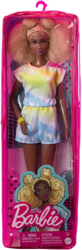 Vista 7 de Barbie Fashionistas - Muñeca alta, afro rubia con bocanadas laterales, mameluco de teñido anudado, tenis, pulsera amarilla, juguete para niños de 3