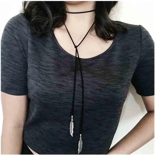 Vista 2 de Yheakne - Collar gótico largo de gamuza negra para mujer y niña