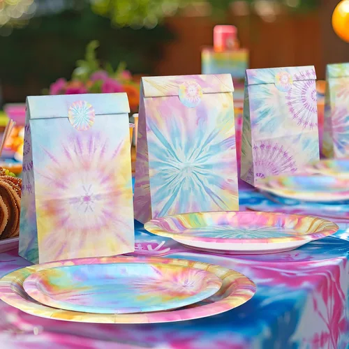 Vista 4 de Conjunto de Decoraciones para Fiesta Tie Dye - Divertidos Platos, Servilletas y Tenedores para Fiesta Tie Dye para una Celebración Vibrante