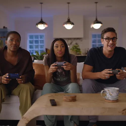 Vista 6 de Bundle of PlayStation®5 console (slim) + $100 PlayStation Store Gift Card [Digital Code]