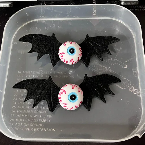 Vista 4 de 1 par de pinzas para el cabello de Halloween, ojo de diablo, accesorios para el cabello, disfraz de cosplay, disfraz de murciélago y cuernos