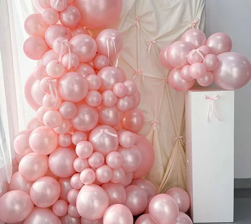 Vista 11 de Kit de arco de globos de 185 piezas negros y de arena de perlas doble relleno con lazos y perlas de imitación, globos negros y blancos
