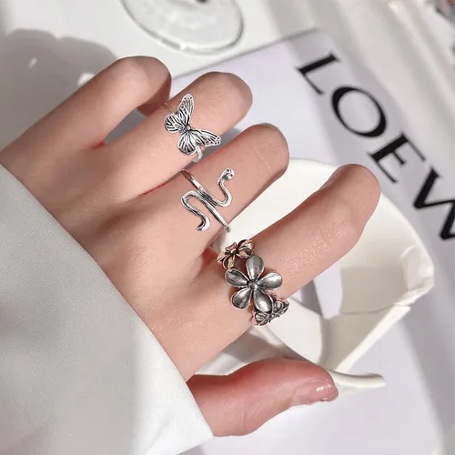 Vista 7 de ZOVOLI Juego de anillos de nudillos plateados vintage para mujeres y adolescentes, paquete de anillos góticos geniales, 28 piezas apilables de moda