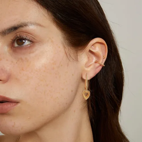 Vista 3 de MEVECCO - Aretes de argolla para mujer, chapados en oro de 14 quilates, delicados, con forma geométrica de cono triangular