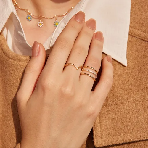 Vista 3 de Valloey Rover Anillo apilable de diamantes delicados chapados en oro de 14 quilates con circonita cúbica, joyería minimalista regalo, Metal