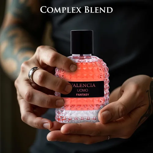 Vista 6 de Valencia UOMO Fantasy Men EDP - Fragancia picante y amaderada - Notas de salida de manzana roja dulce, cardamomo y bergamota de Calabria - Aroma