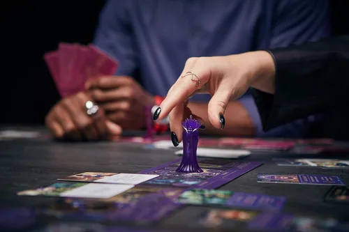 Vista 5 de Ravensburger Disney Villainous Wicked to The Core - Juego de mesa de estrategia para niños y adultos a partir de 10 años - Se puede jugar como un