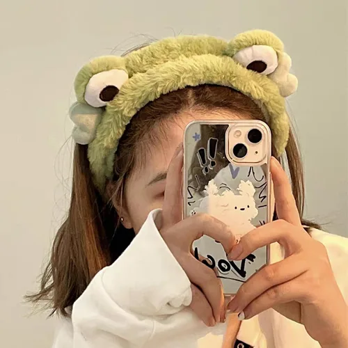 Vista 5 de Miroksh Diadema Kawaii esponjosa para spa, linda diadema de rana verde para mujeres y niñas, lavado de cara, maquillaje, fiesta de niños, forro