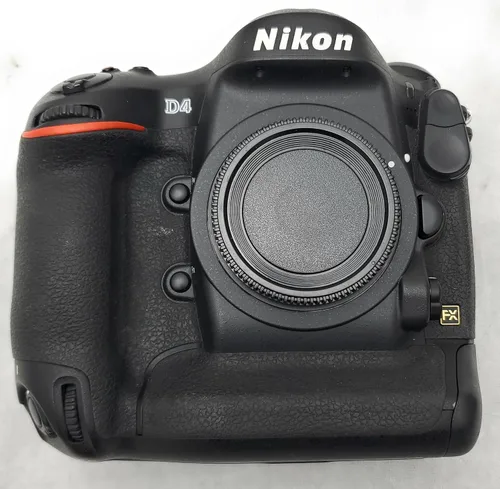 Vista 2 de Nikon D4 cámara digital SRL con sensor CMOS FX, de 16.2 MP, con video full HD de 1080p, sólo cuerpo