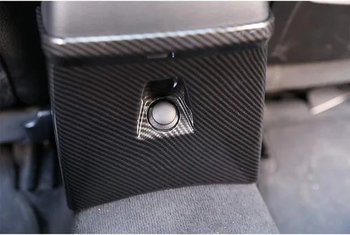 Vista 4 de YIWANG - Cubierta de fibra de carbono para panel de ventilación de coche para BMW X1 E84 2010-2015