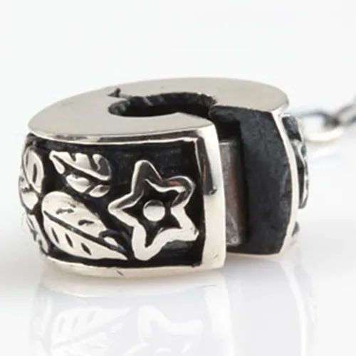 Vista 3 de Cadena de seguridad colgante con gancho, tapón de pinza de plata fina 925, separador de colgantes para pulsera.