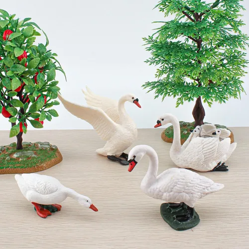 Vista 4 de LC JoyCre 4PCS Cisne Blanco Figura Ganso Cisne Juguete Figura de Animal para Niños Pequeños Figuras de Animales Preescolares Proyecto Educativo