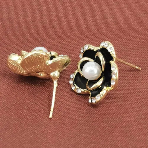 Vista 3 de Aretes de perlas con diamantes de imitación de rosas para mujeres, niñas, Metal, Diamante de imitación