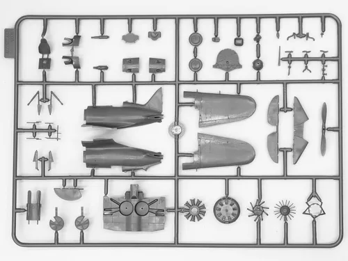 Vista 3 de ICM Modelos I-16 Tipo 24 Kit de construcción