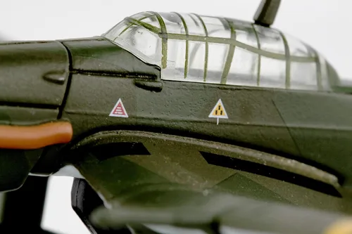 Vista 7 de Daron Postage Stamp Junkers JU 87 Stuka Escala 1/110