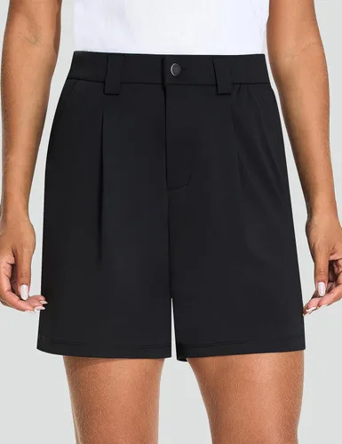 Vista 2 de KPSUN Bermudas de golf de 5 pulgadas para mujer, elásticas, ligeras, con bolsillos, cierre de botón, para trabajo casual de verano