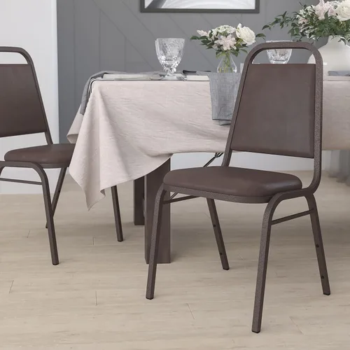 Vista 8 de EMMA + OLIVER Silla de Banquete Apilable con Respaldo Trapezoidal de Vinilo, Silla Multiusos Apilable con Asiento y Respaldo Acolchados, Negro