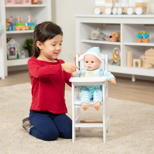 Vista 7 de Melissa & Doug Silla Alta de Juguete para Pretend Play Accesorios para Muñeca Bebé