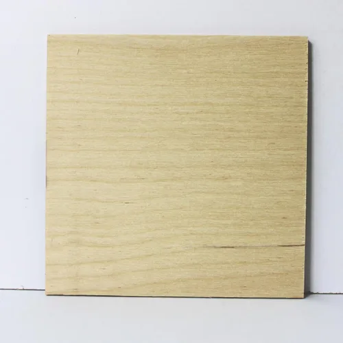 Vista 3 de Paneles de madera contrachapada de abedul báltico de 1/8" / 3mm para corte y grabado láser (12" x 12")