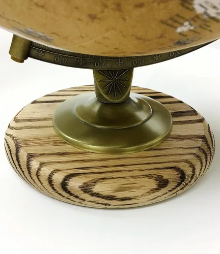 Vista 4 de Replogle Morgan - Globo de la serie Designer, globo estilo viejo mundo, relieve elevado, base de madera carbonizada, semimeridiano chapado en latón