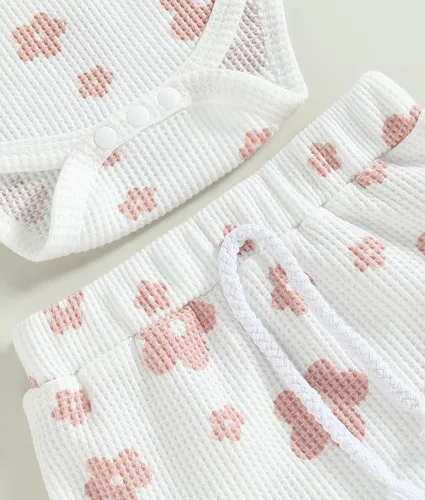 Vista 6 de Conjunto de ropa de verano para bebé recién nacida, conjunto de ropa de verano con estampado floral, mameluco con cordón y diadema corta
