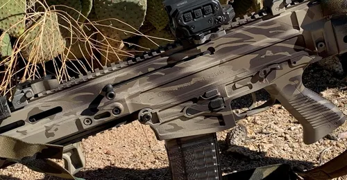Vista 6 de Acid Tactical® Paquete de 2 plantillas de pintura en aerosol con diseño de camuflaje de 9 x 14 pulgadas – Duracoat Gun Duck Boat Camo