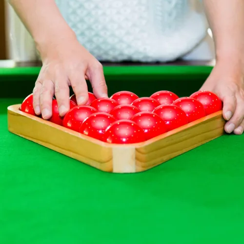 Vista 7 de TOPZEA Paquete de 2 estantes de madera para bolas de billar, juego de estantes triangulares de madera maciza de 8 bolas de diamantes de 9 bolas